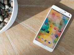 5 Smartphone Accessories That You Cannot Live Without Smartphone Accessories That You Cannot Live Without