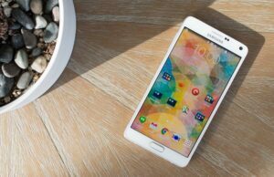 5 Smartphone Accessories That You Cannot Live Without Smartphone Accessories That You Cannot Live Without
